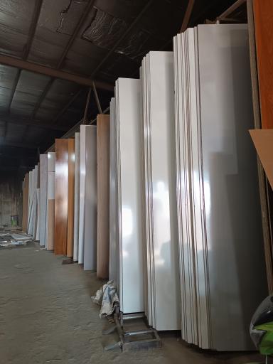 عکس کالای چوب سلطانی و خدمات اطلس