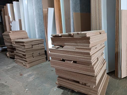 عکس کالای چوب سلطانی و خدمات اطلس