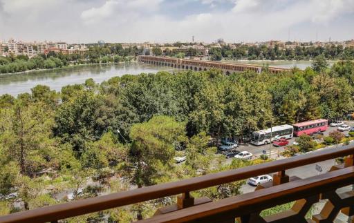 عکس هتل پارسیان کوثر اصفهان