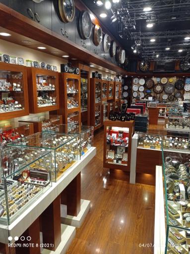 عکس گالری ساعت سعادت