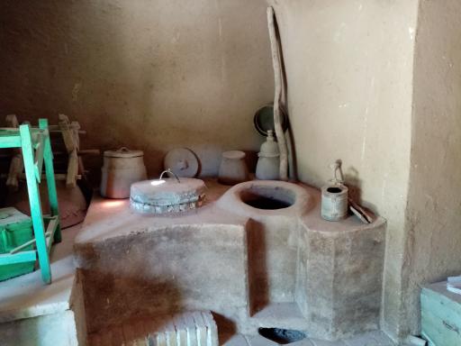 عکس عمارت بومگردی وزیرپناه