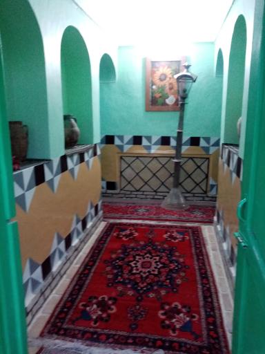 عکس عمارت بومگردی وزیرپناه