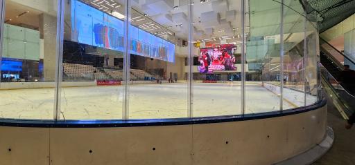 عکس پیست اسکی روی یخ ایران مال