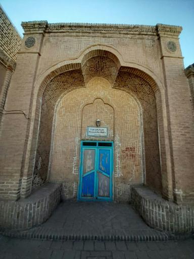 عکس عمارت بومگردی وزیرپناه