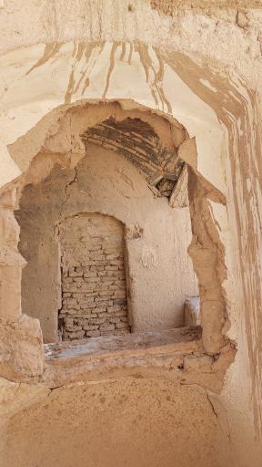 عکس کاروانسرای تاریخی حجت آباد