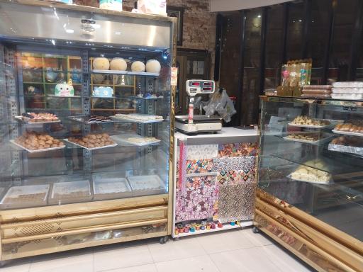 عکس شیرینی سرای پدر