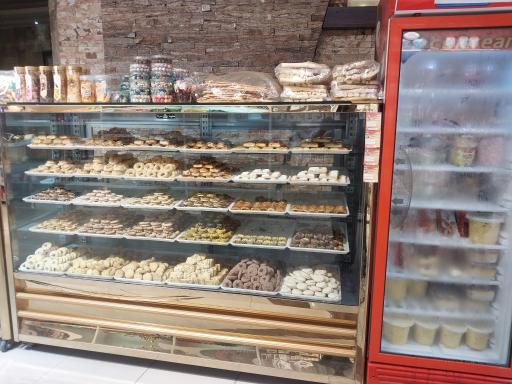 عکس شیرینی سرای پدر