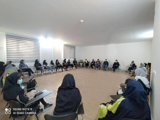 عکس موسسه زبان کیش نوین