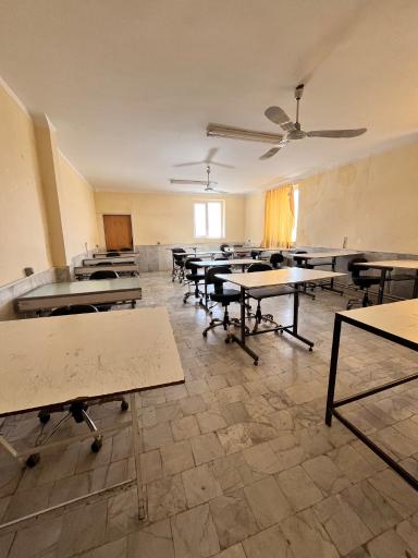 دانشکده مدیریت