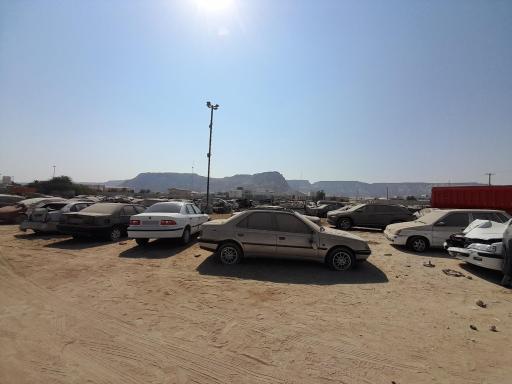 عکس پارکینگ طلوع قشم