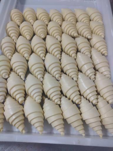 نان فانتزی گل نرگس