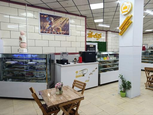 عکس شیرینی و کافه قنادی کیک لند