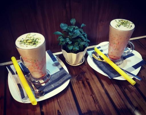 عکس کافه میلان