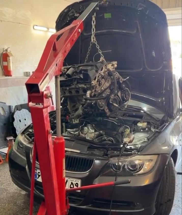 عکس تعمیرگاه مکانیکی ماد صنعت