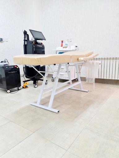 عکس کلینیک پوست مو لیزر و زیبایی دکتر زمانی