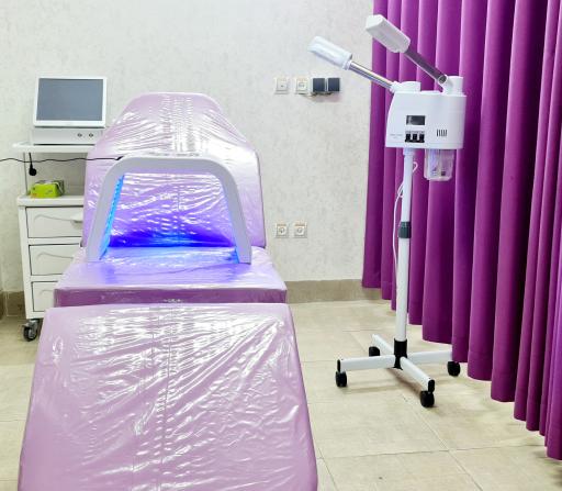 عکس کلینیک پوست مو لیزر و زیبایی دکتر زمانی