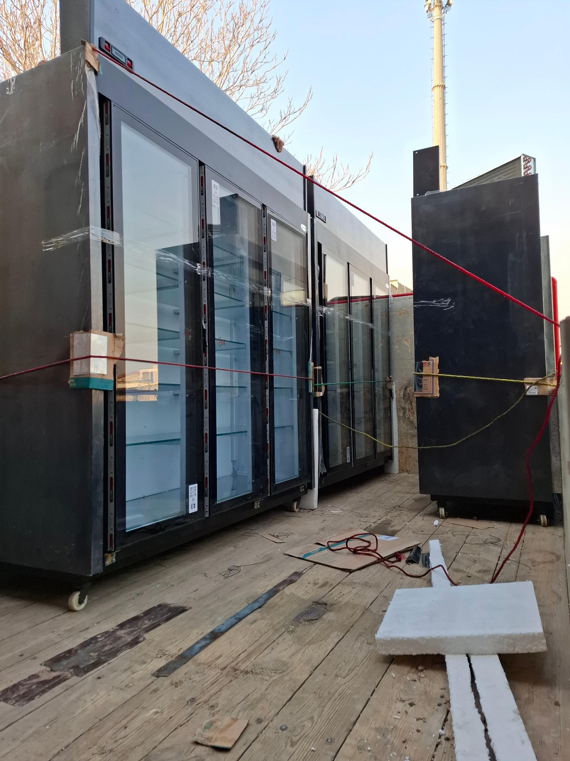 عکس کارخانه تولیدی اطلس 