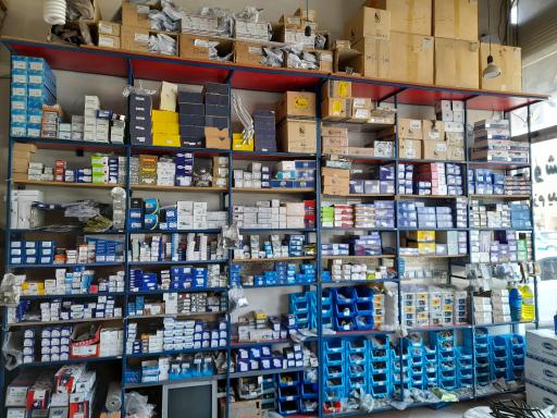 لوازم یدکی و باتری  فلاحی