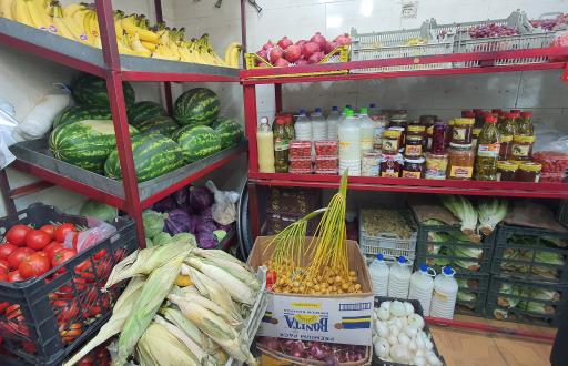 عکس میوه فروشی ترش و شیرین