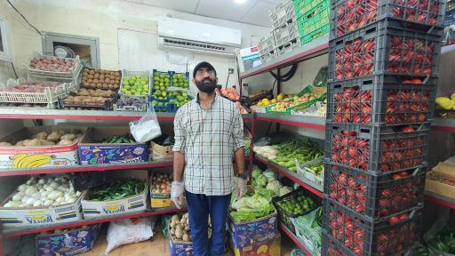 عکس میوه فروشی ترش و شیرین