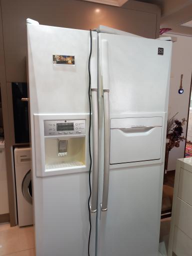 عکس خدمات فنی مهندسی ایران زمین