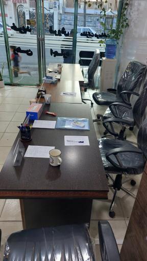 عکس مشاورین املاک ایران ملک