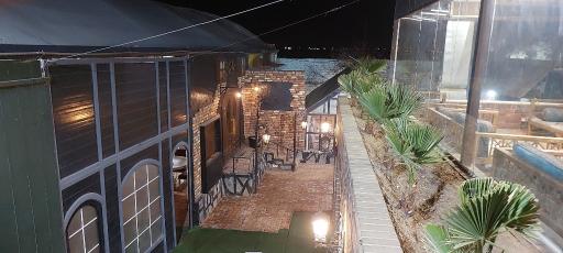 عکس عمارت لی لی 