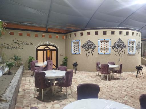 عکس عمارت لی لی 