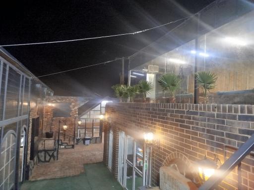 عکس عمارت لی لی 