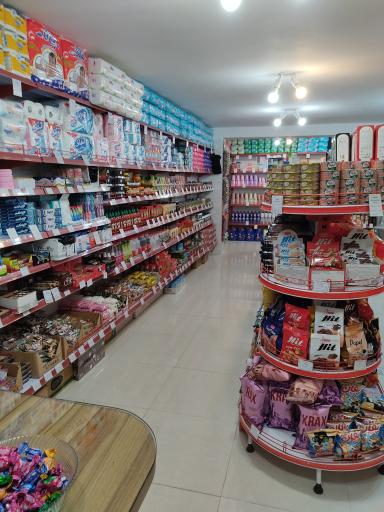 عکس فروشگاه ارزانی کاج