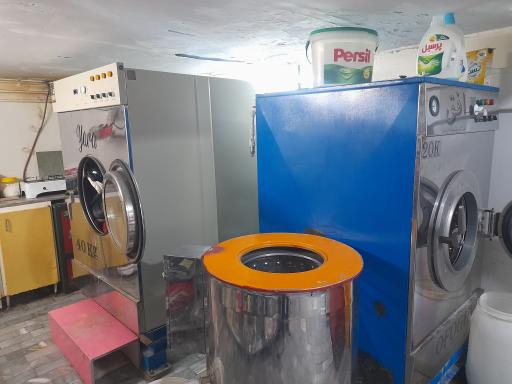 عکس خشکشویی و قالیشویی مدرن سادات