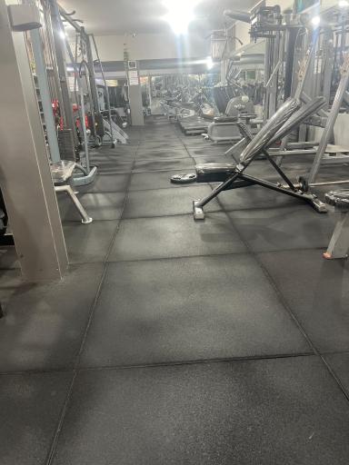 عکس باشگاه بانوان آرتام