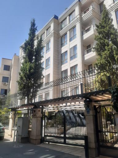 عکس ساختمان مژده