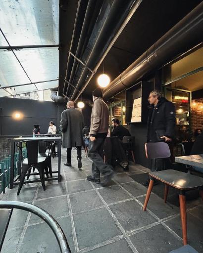 عکس کافه بلک باکس