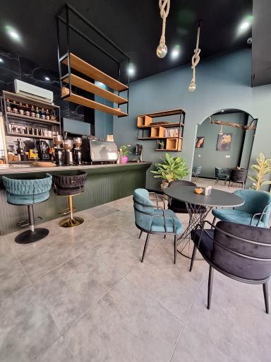 عکس علی کافه