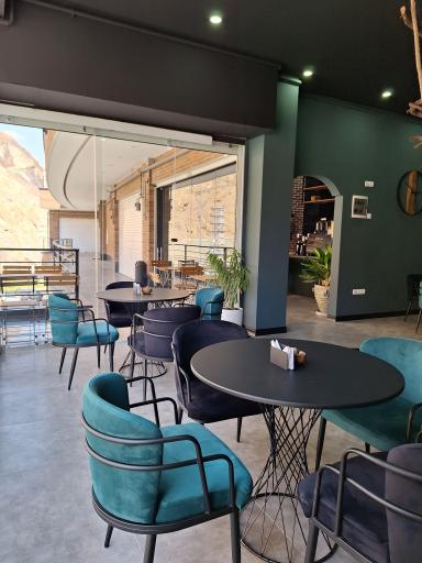 عکس علی کافه