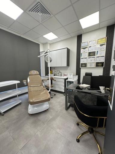 عکس درمانگاه تخصصی پوست مو لیزر و زیبایی پاردیس