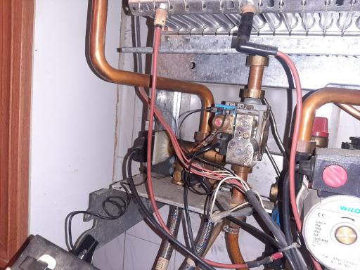 خدمات فنی اچ سی بی 