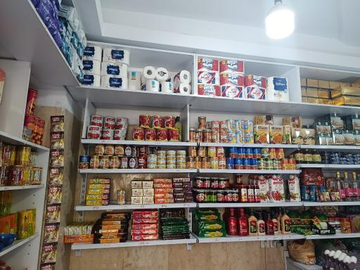 عکس سوپرمارکت محله