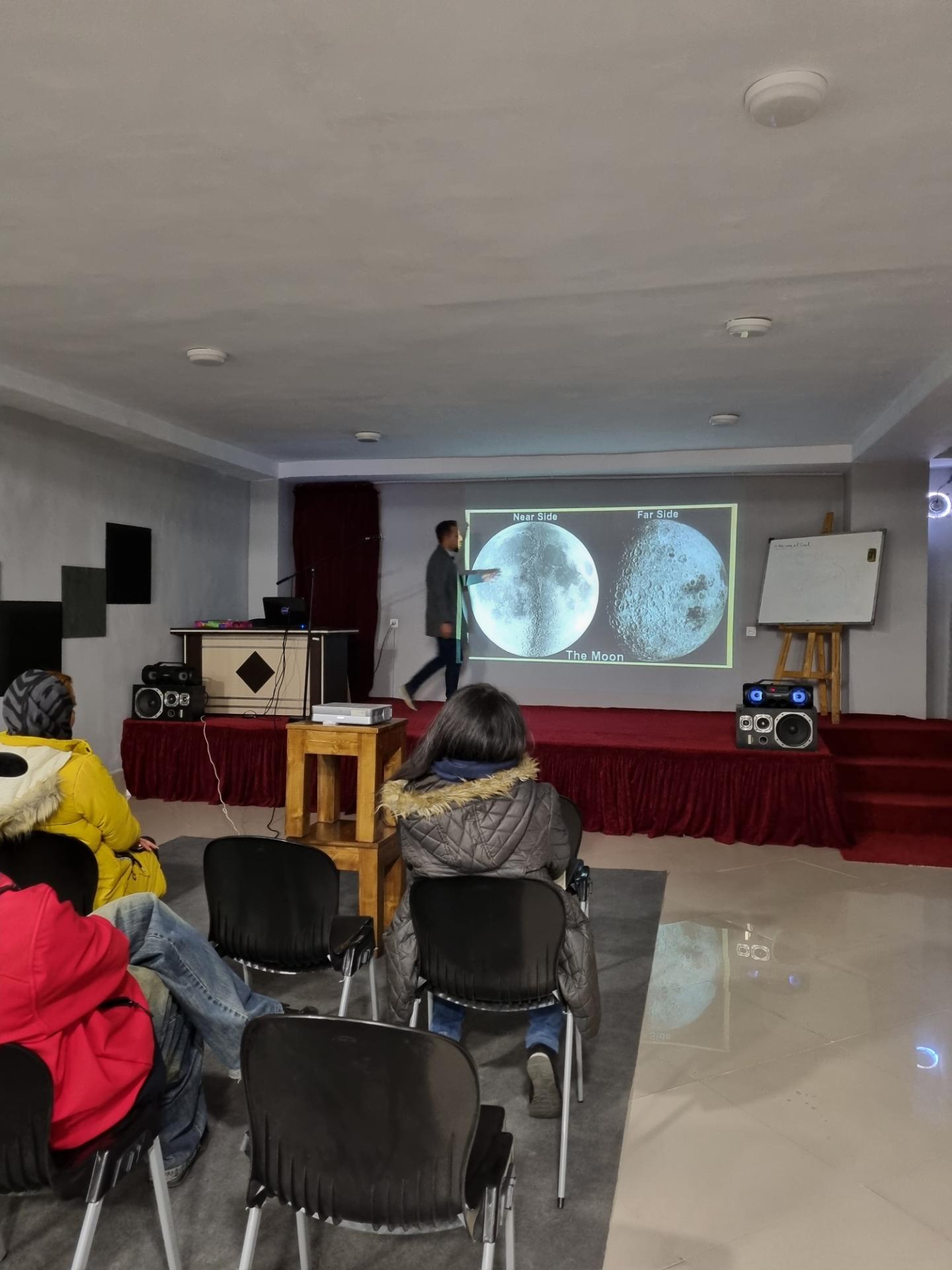 عکس مدرسه نجوم (بینوکوپیک)