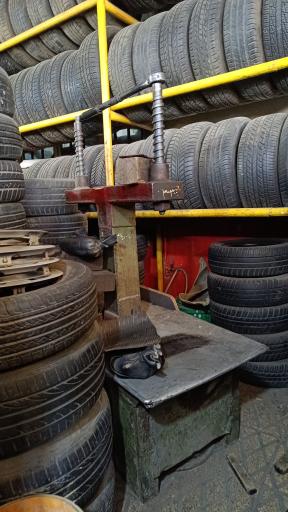 عکس لاستیک دست دوم 