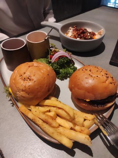 عکس مجتمع شیراز مال