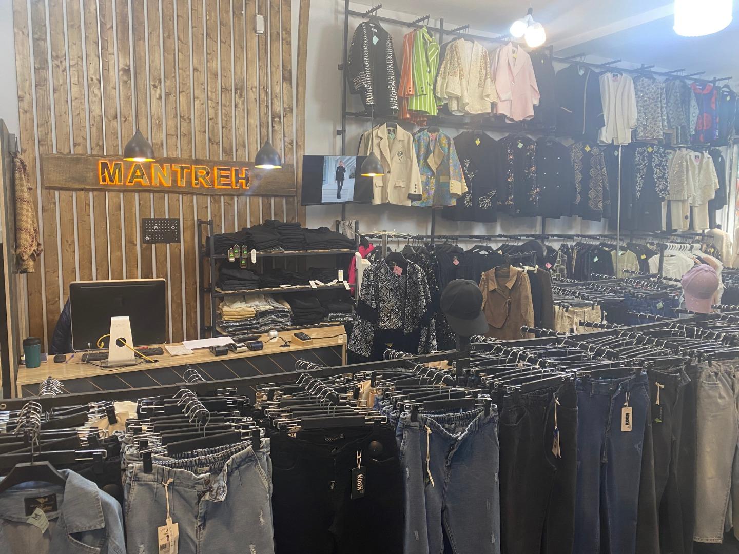 عکس فروشگاه پوشاک مانتره
