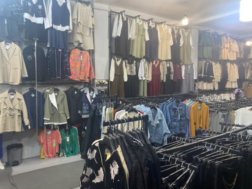 عکس فروشگاه پوشاک مانتره