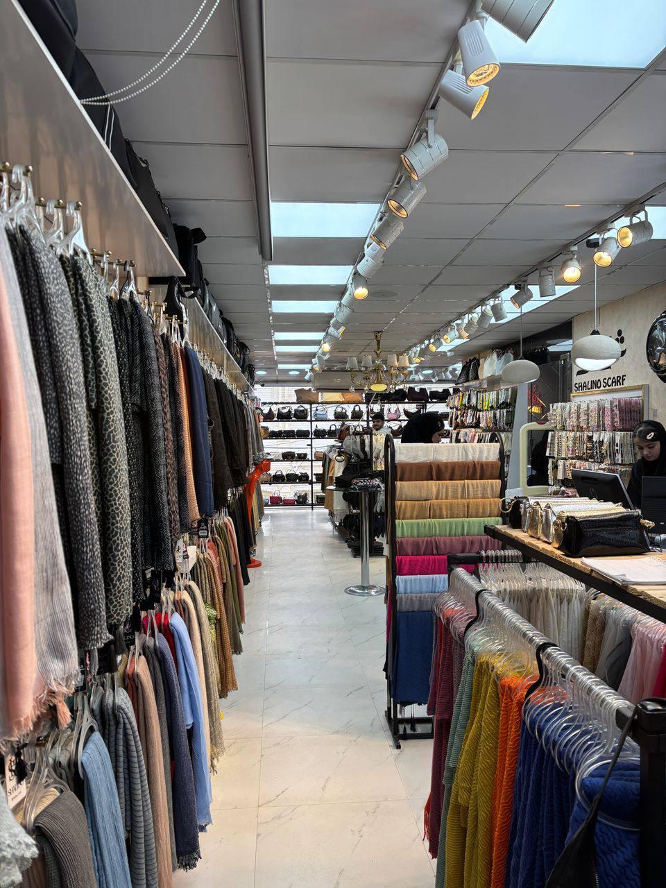 عکس فروشگاه شالینو
