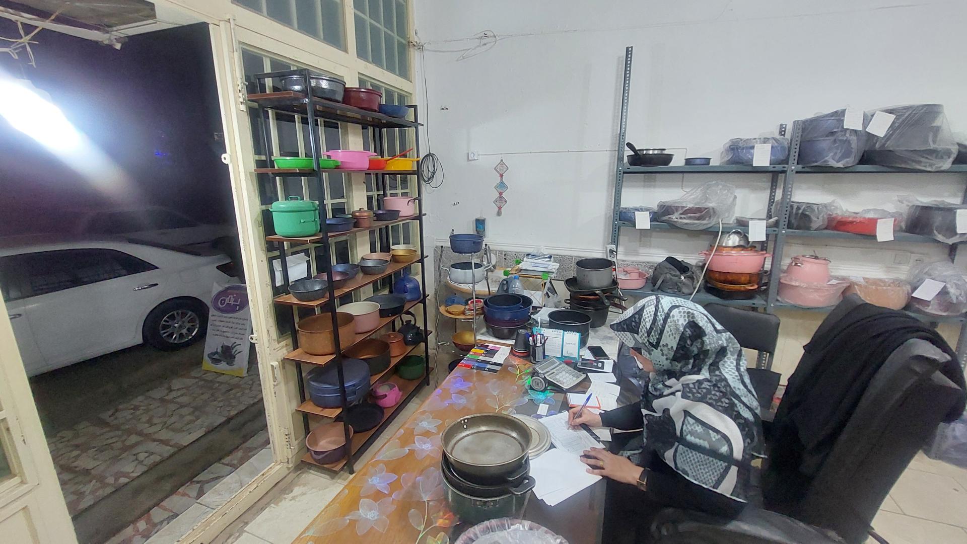 عکس بازسازی ظروف تفلون یزدان