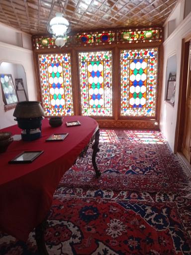 عکس انگورستان ملک التجار