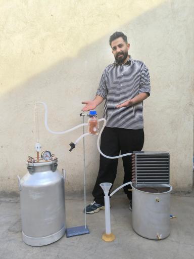 عکس فروشگاه تقطیر مهردا