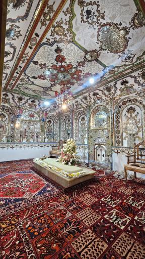 عکس انگورستان ملک التجار