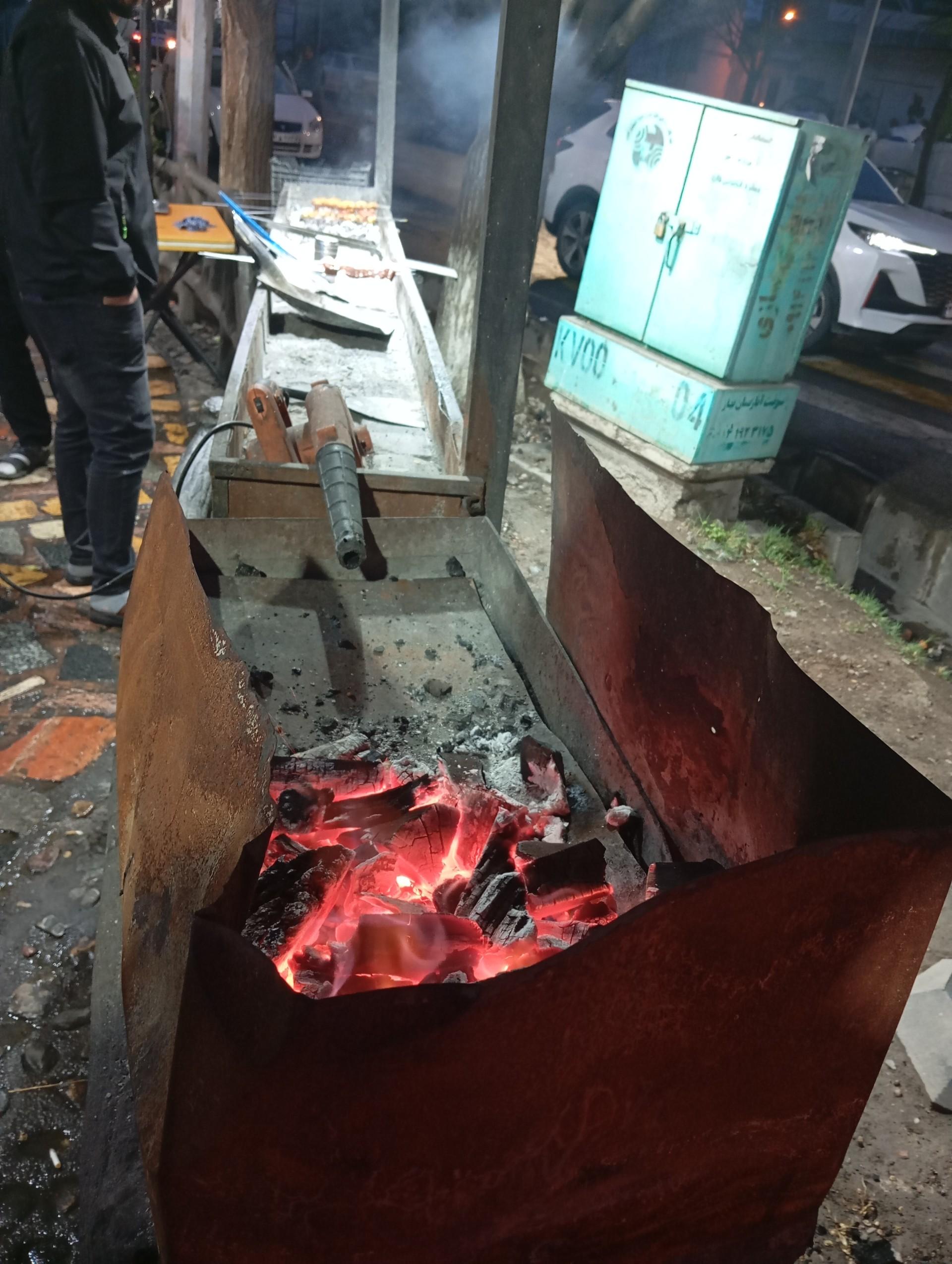 عکس  کبابی مهران